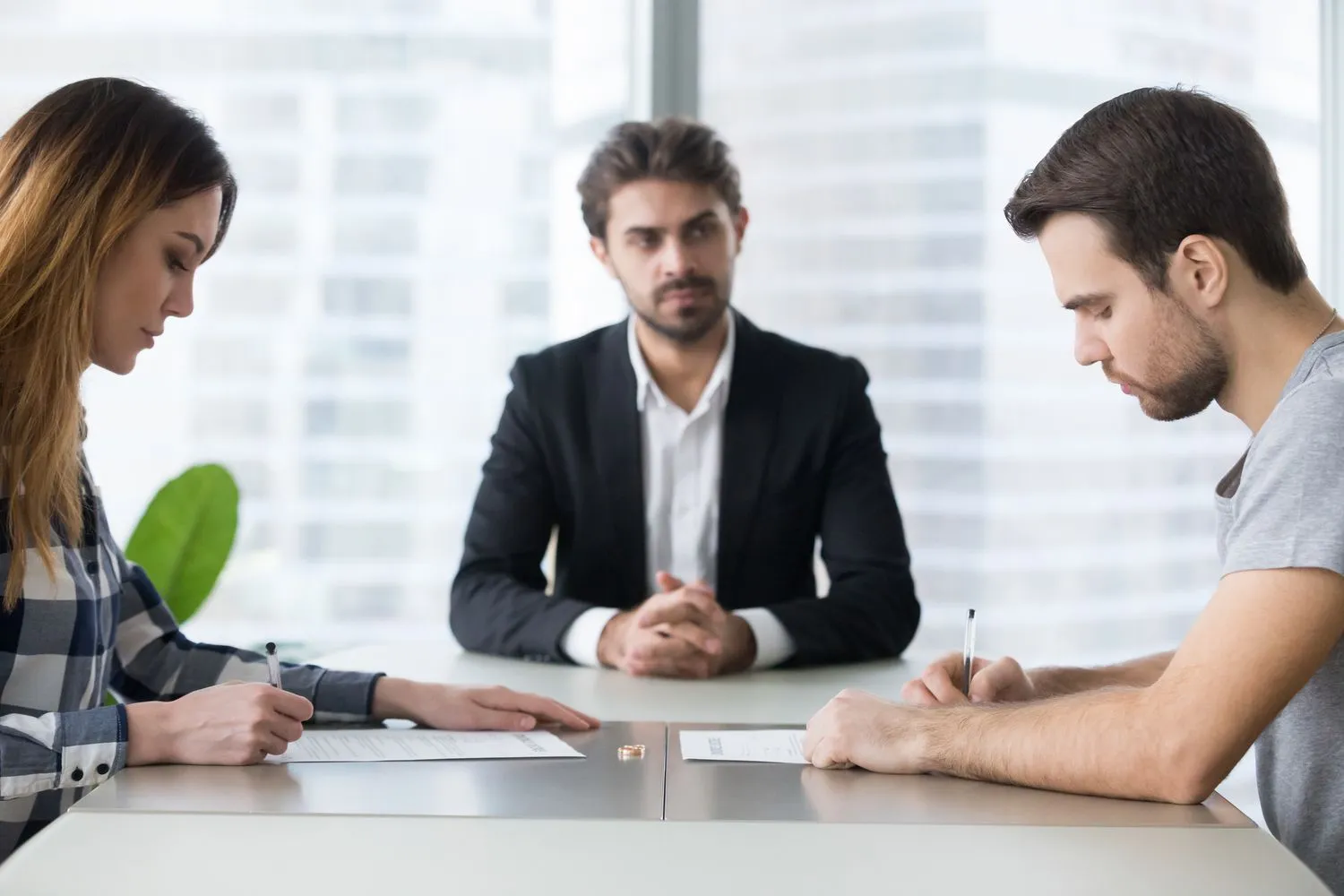 How EH Mediation Guides Couples Toward Fair and Balanced Outcomes Croydon